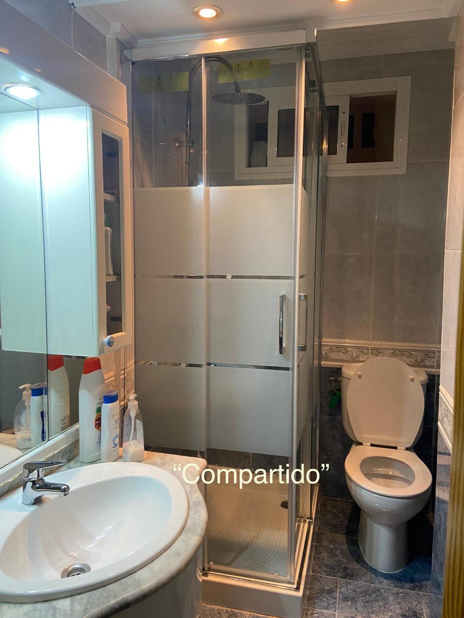 Habitacion Con Cama Matrimonial En Málaga Esterno foto